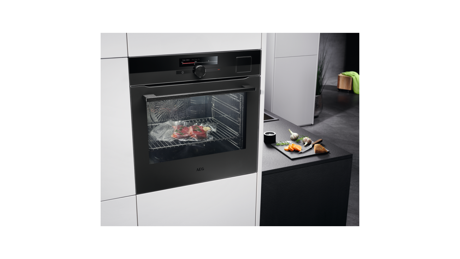 AEG BSK999330T č.1